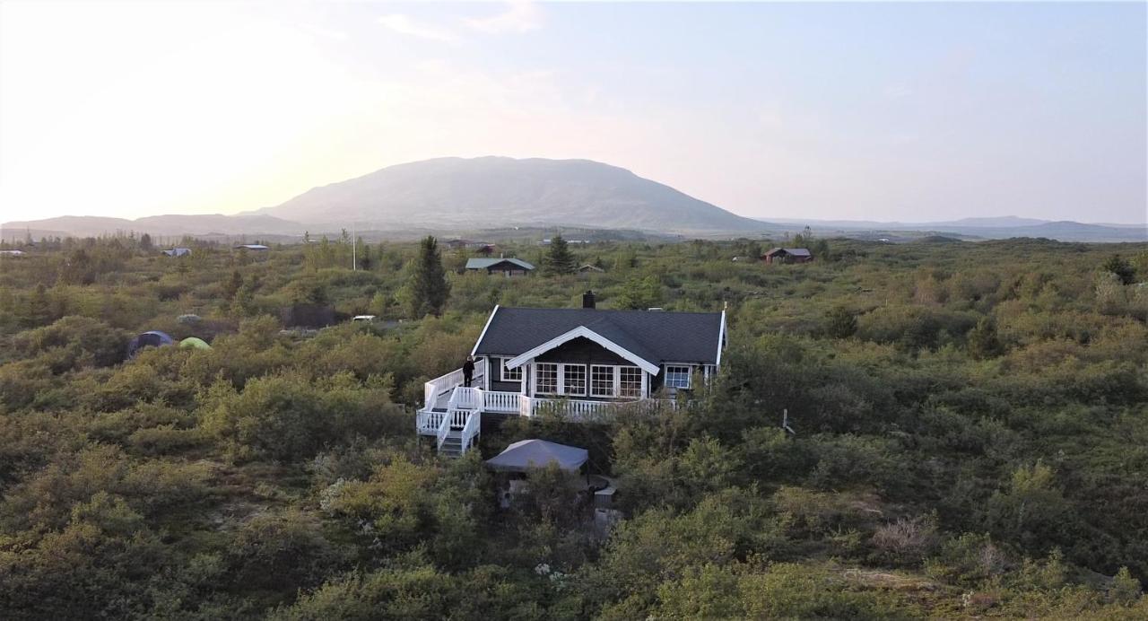 Golden Circle Vacation Home With Hot Tub & Fire Place Selfoss Exteriér fotografie